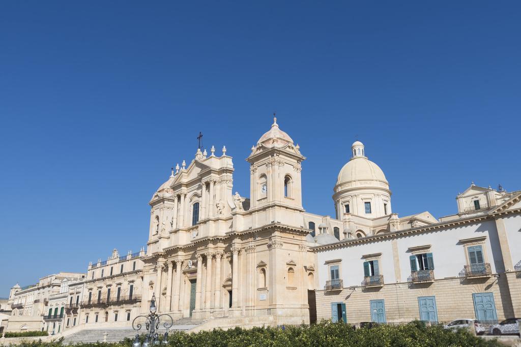 Casa Elia: Locazione Breve Daire Noto Dış mekan fotoğraf